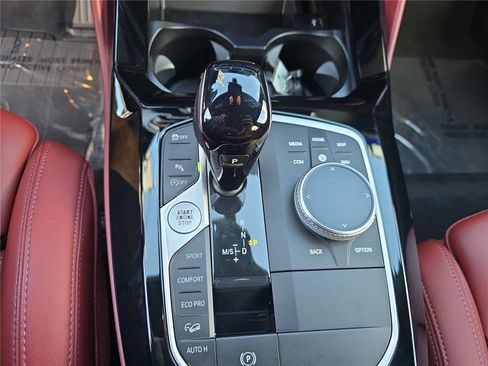 Certified 2022 BMW X4 xDrive30i w/ Convenience Package image 21