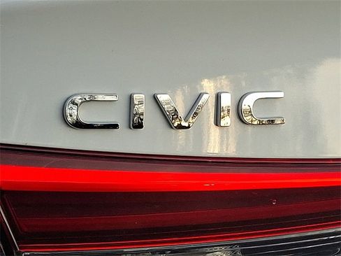 Used 2023 Honda Civic Sport image 30