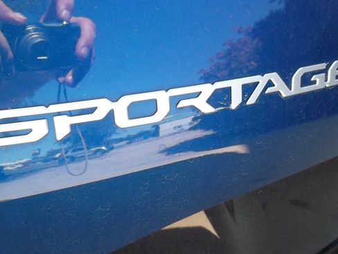 Used 2024 Kia Sportage SX image 20