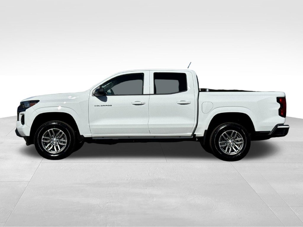 New 2026 Chevrolet Colorado LT RWD image 2
