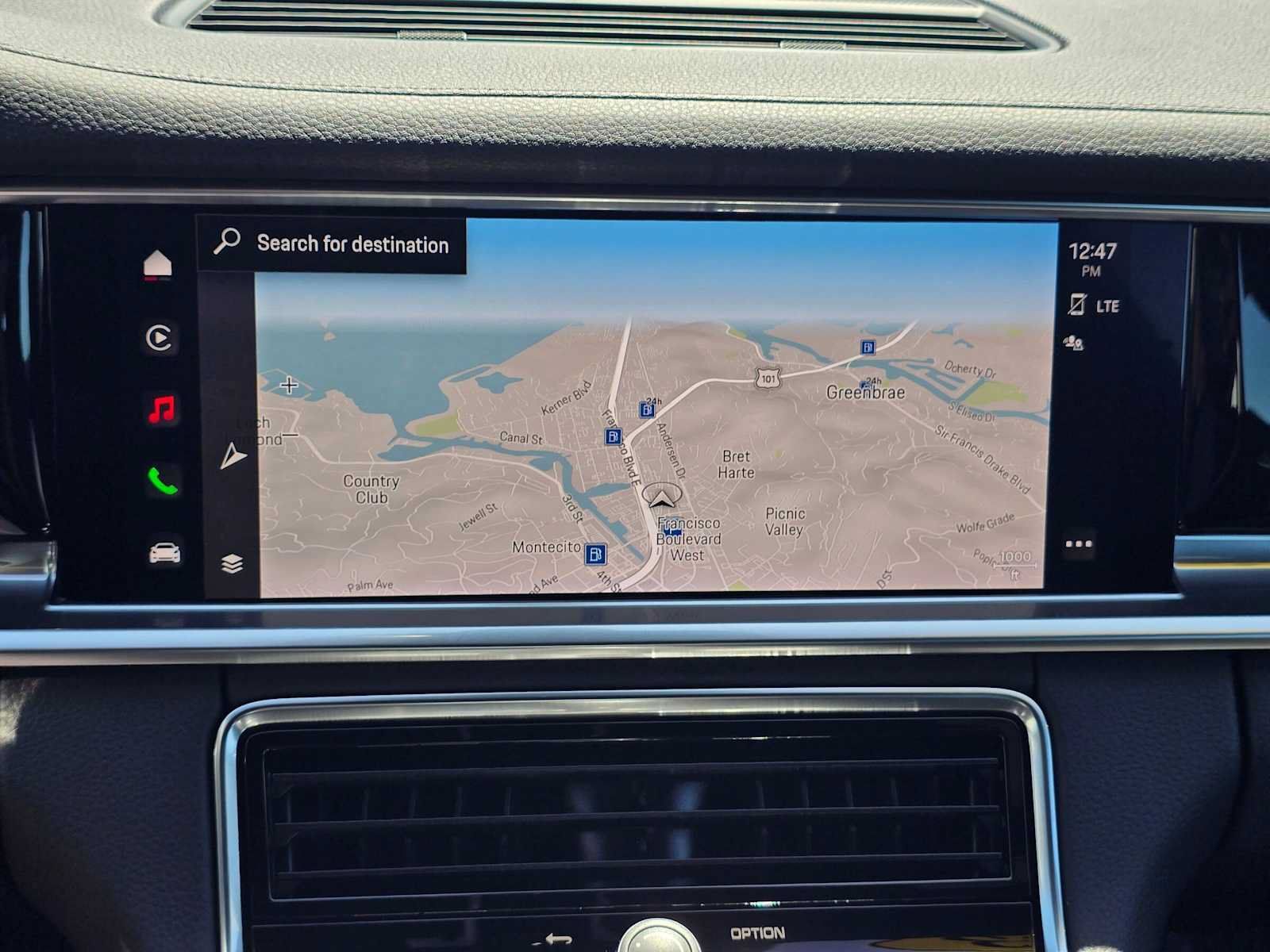 Used 2023 Porsche Panamera RWD image 28
