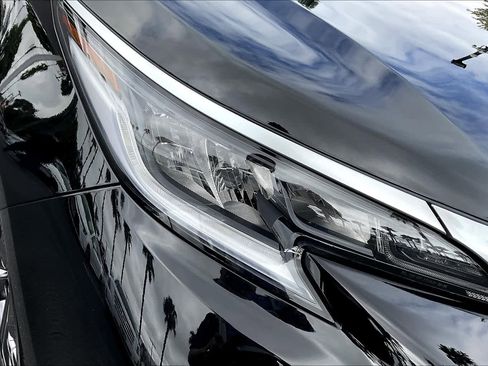 Used 2021 Toyota Sienna XSE w/ XSE Plus Package image 26