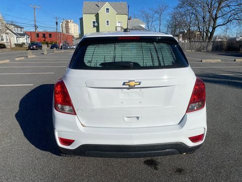 Used 2018 Chevrolet Trax LS image 6