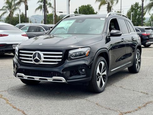 Used 2025 Mercedes-Benz GLB 250 image 6