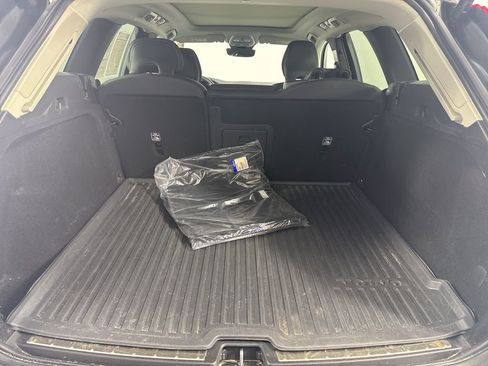 Used 2024 Volvo XC60 B5 Plus w/ Climate Package AWD/4WD image 17