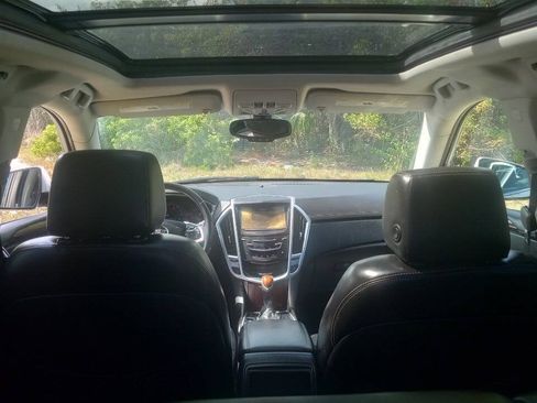Used 2015 Cadillac SRX Luxury FWD image 19