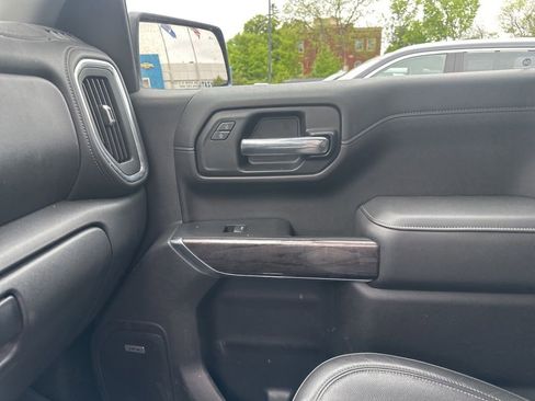 Used 2020 Chevrolet Silverado 1500 LTZ AWD/4WD image 22
