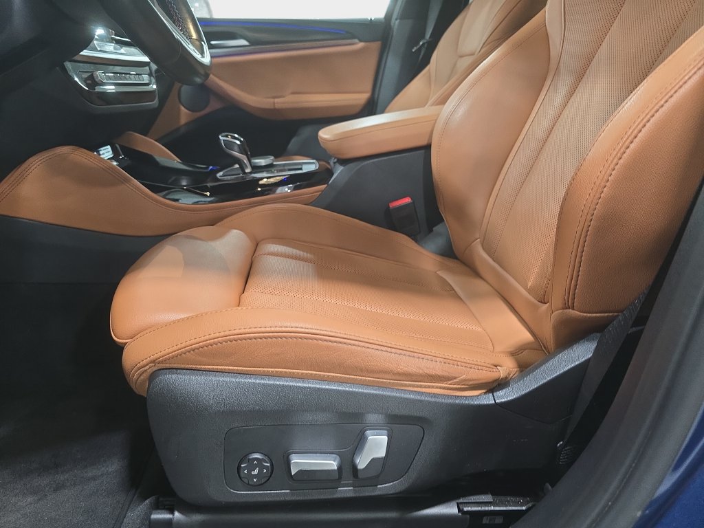 Certified 2023 BMW X4 M40i AWD/4WD image 23