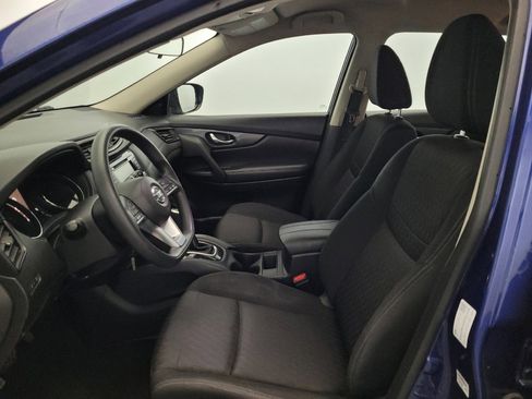 Used 2018 Nissan Rogue S FWD image 17