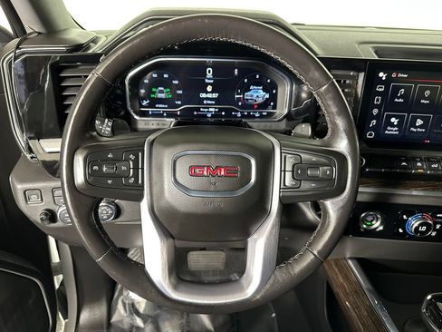 Used 2022 GMC Sierra 1500 Elevation AWD/4WD image 12