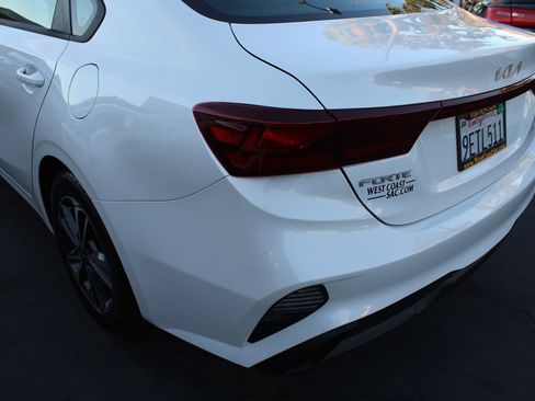 Used 2023 Kia Forte LXS FWD image 14
