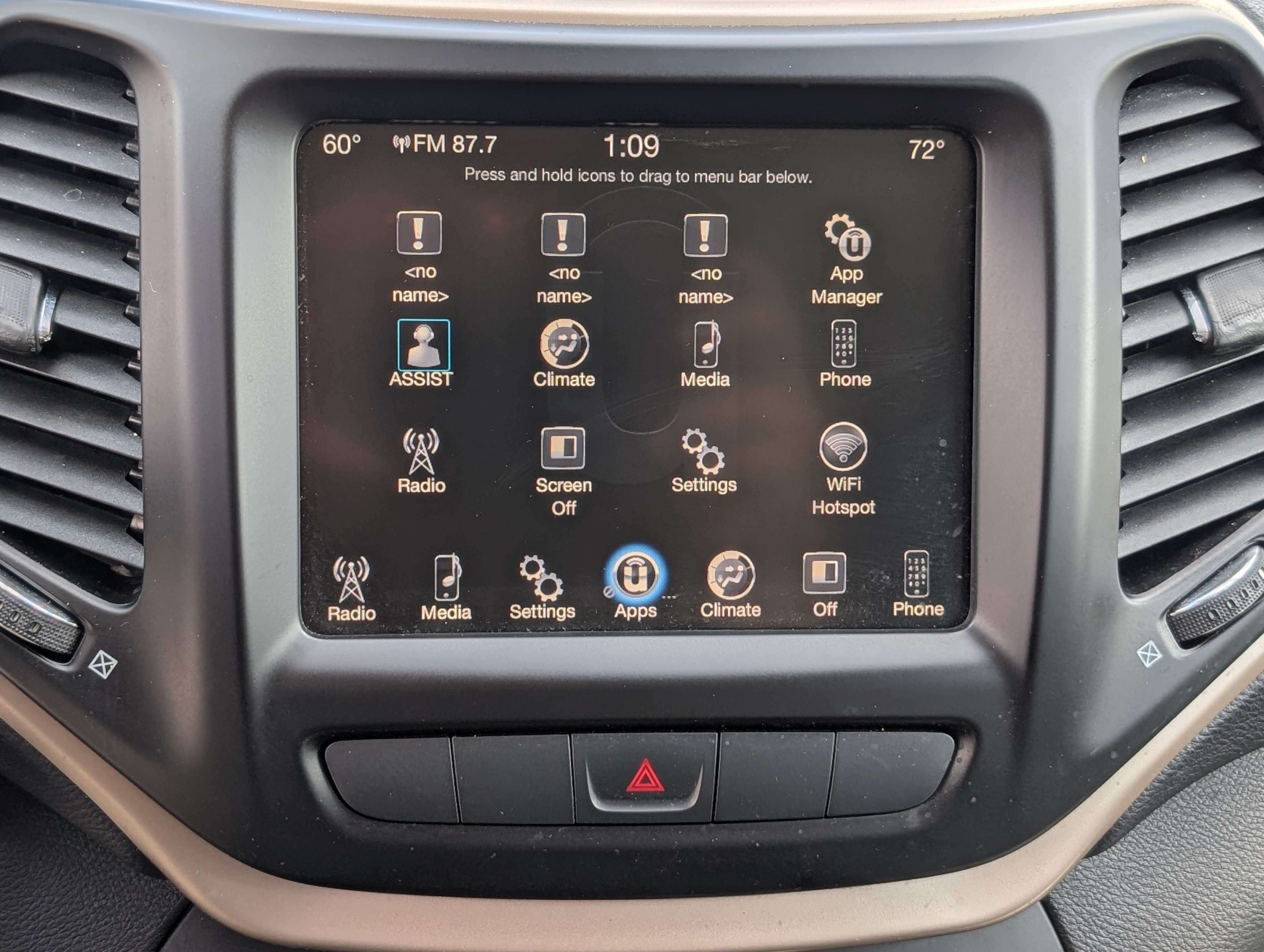 Used 2014 Jeep Cherokee Latitude AWD/4WD image 25