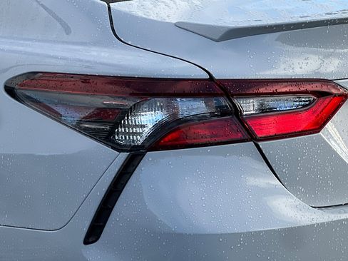 Used 2022 Toyota Camry SE image 47