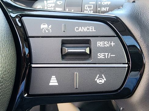 Certified 2026 Honda HR-V EX-L image 11