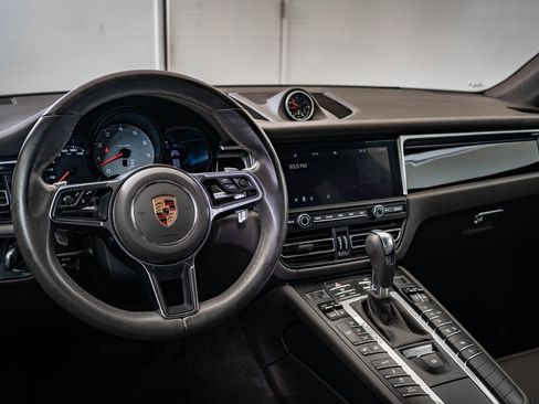 Used 2019 Porsche Macan S image 4