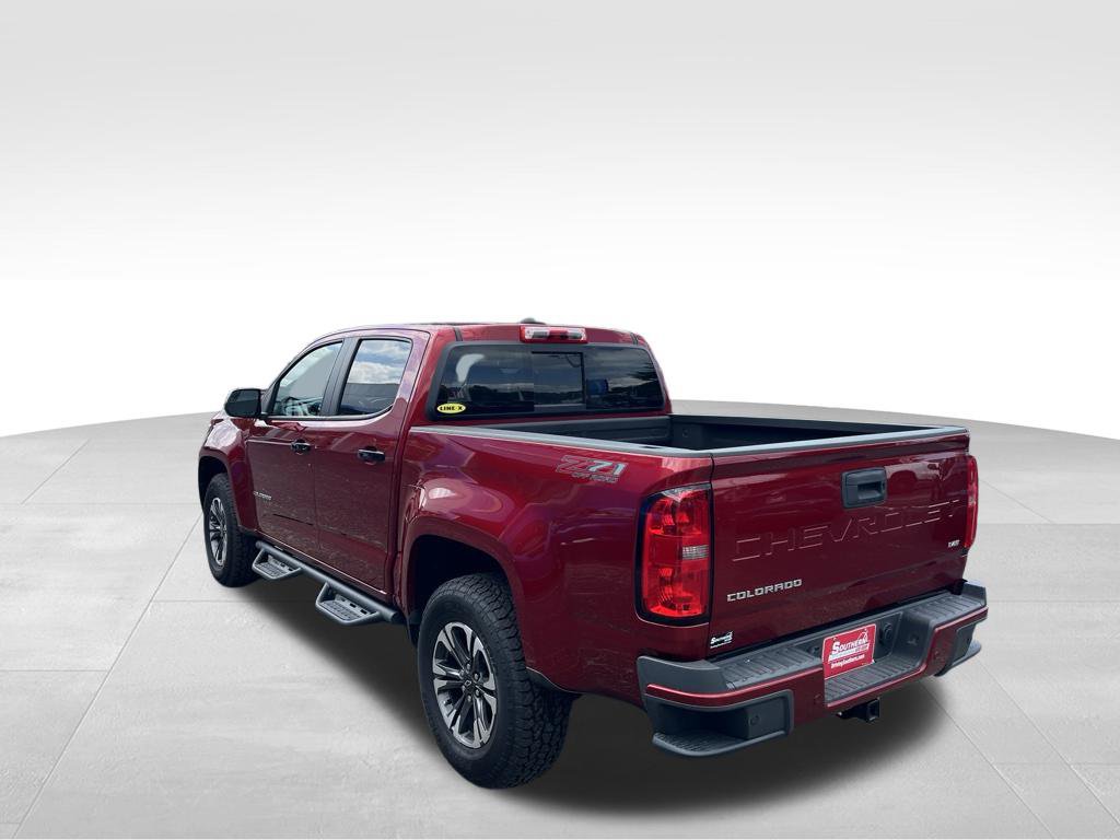 Used 2021 Chevrolet Colorado Z71 AWD/4WD image 32