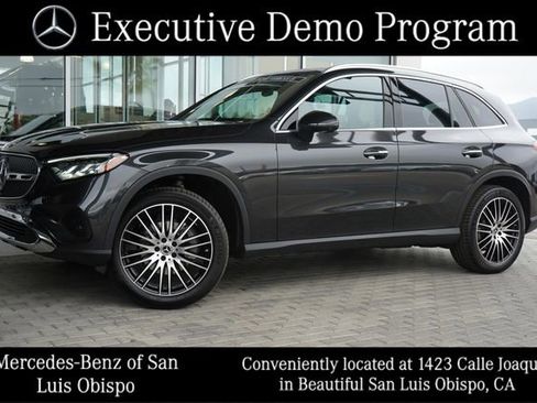 Used 2026 Mercedes-Benz GLC 300 image 4