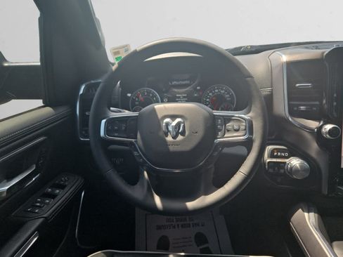 Used 2025 RAM 1500 Laramie w/ Sport Appearance Package AWD/4WD image 12