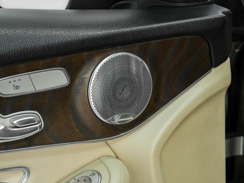 Used 2019 Mercedes-Benz GLC 300 4MATIC DRIVER ASSIST PKG PARKI image 39