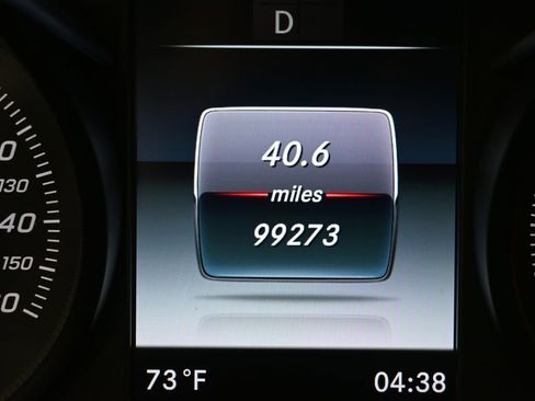 Certified 2018 Mercedes-Benz GLC 300 image 11