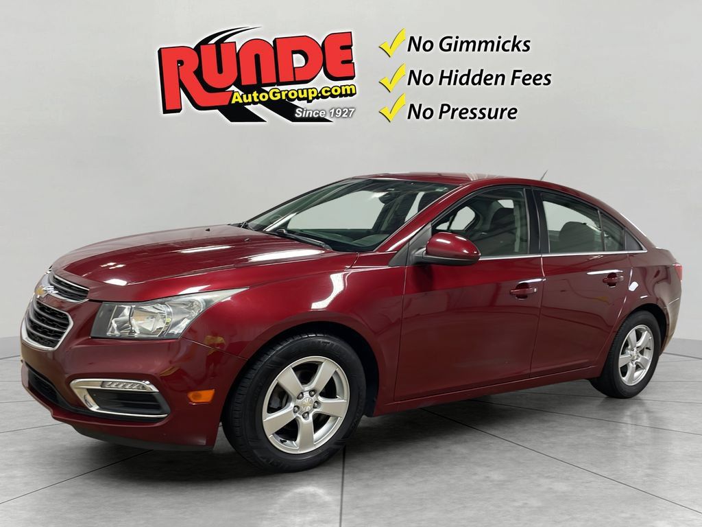 Used 2016 Chevrolet Cruze LT FWD image 1