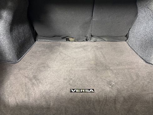 Used 2021 Nissan Versa SR image 23