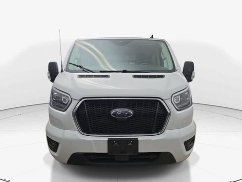 Used 2023 Ford Transit 350 XLT RWD image 12