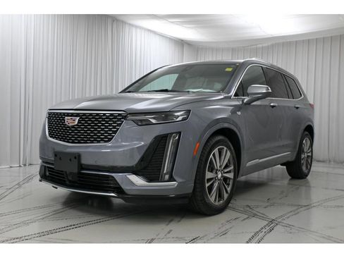Used 2020 Cadillac XT6 Premium Luxury image 4
