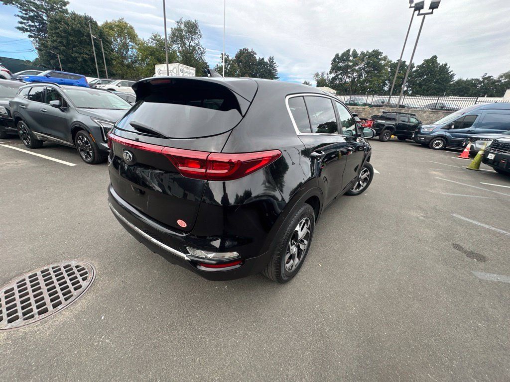 Used 2022 Kia Sportage LX AWD/4WD image 6