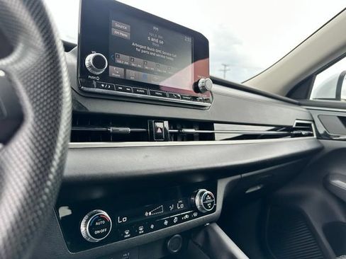 Used 2022 Mitsubishi Outlander ES AWD/4WD image 18