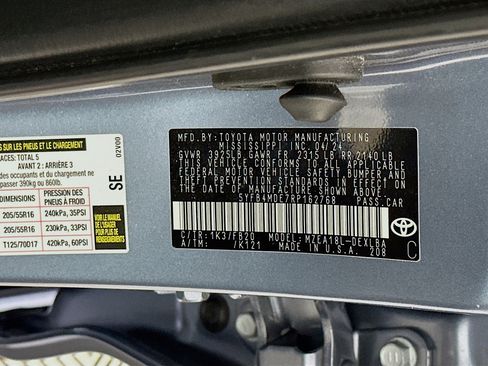 Used 2024 Toyota Corolla LE FWD image 12
