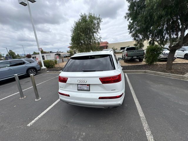 Used 2018 Audi Q7 2.0T Premium Plus w/ Premium Plus Package AWD/4WD image 37