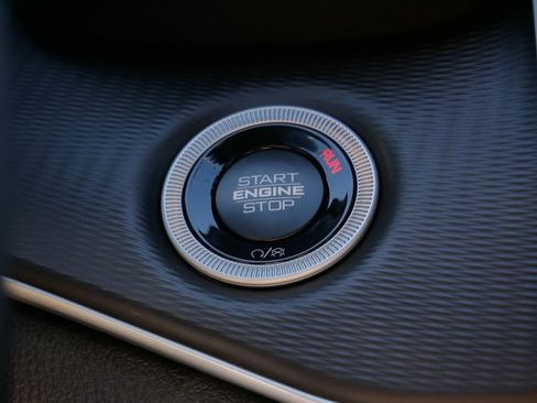 New 2025 Jeep Grand Cherokee Laredo image 41