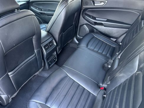 Certified 2024 Ford Edge SEL w/ Convenience Package image 13