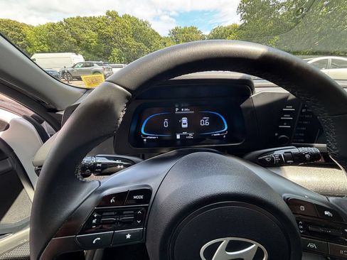 Used 2026 Hyundai Elantra Sport FWD image 37