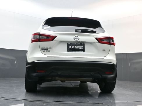 Used 2020 Nissan Rogue Sport SL w/ Premium Package image 31