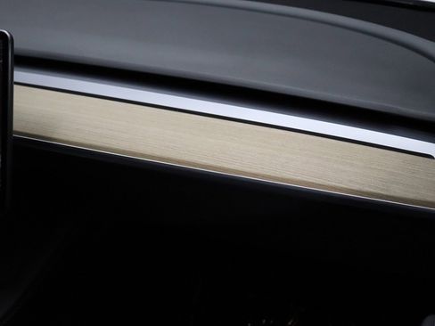 Used 2023 Tesla Model 3 Standard Range image 57