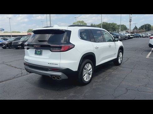 Used 2024 GMC Acadia Elevation w/ LPO, Floor Liner Package FWD image 8