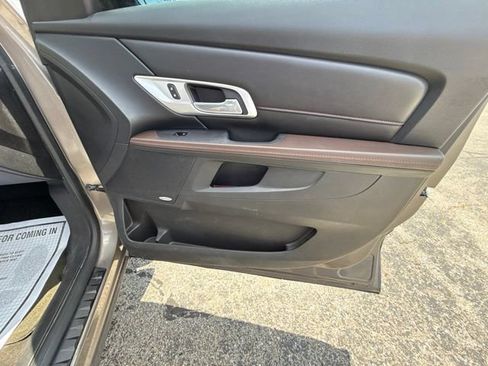 Used 2012 GMC Terrain SLT FWD image 32