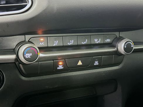 Used 2022 MAZDA CX-30 AWD 2.5 S image 17