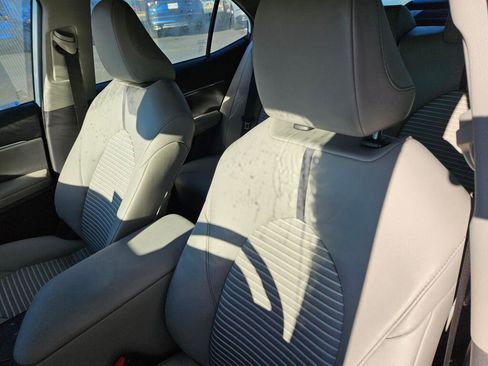 Used 2024 Toyota Camry SE image 20