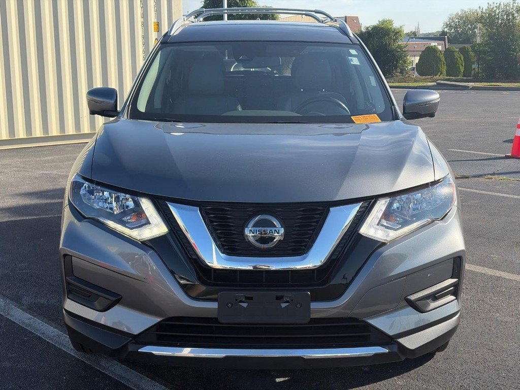 Used 2019 Nissan Rogue SV w/ Premium Package AWD/4WD image 2