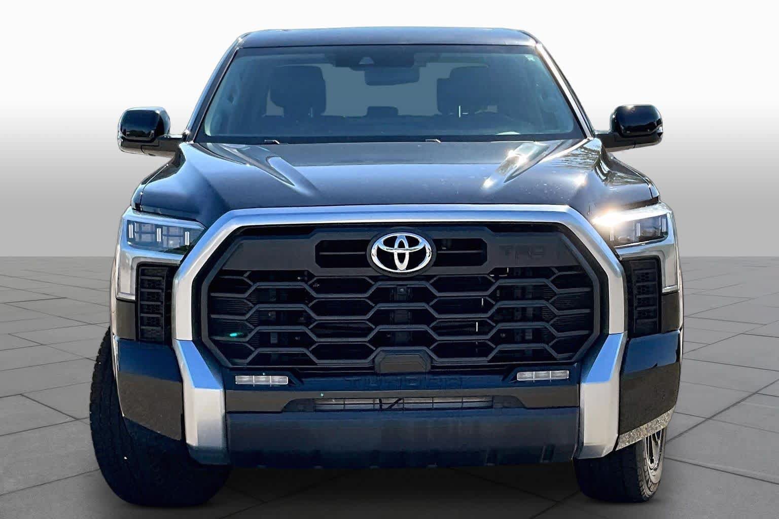 Used 2023 Toyota Tundra Limited w/ TRD Off-Road Package AWD/4WD image 4