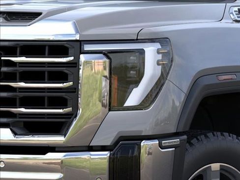 New 2025 GMC Sierra 2500 SLE w/ SLE Value Package; image 10