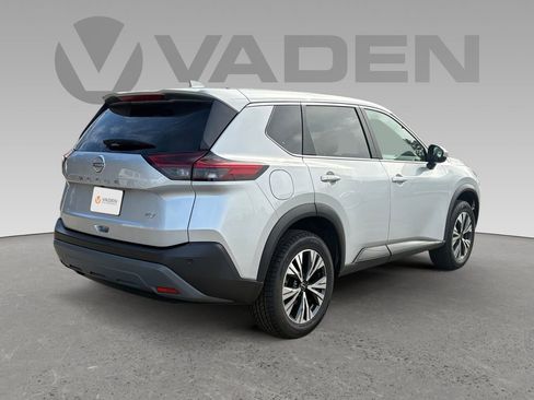 Used 2023 Nissan Rogue SV image 19