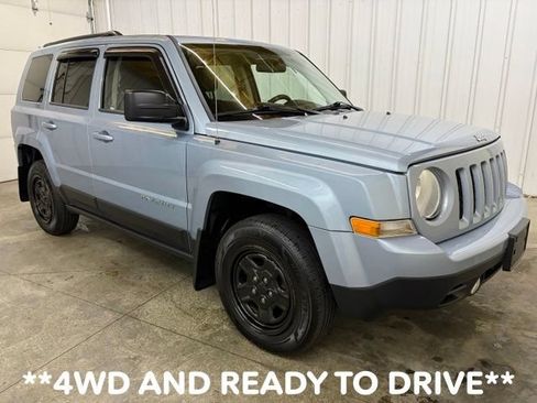 Used 2014 Jeep Patriot Sport w/ Power Value Group AWD/4WD image 1