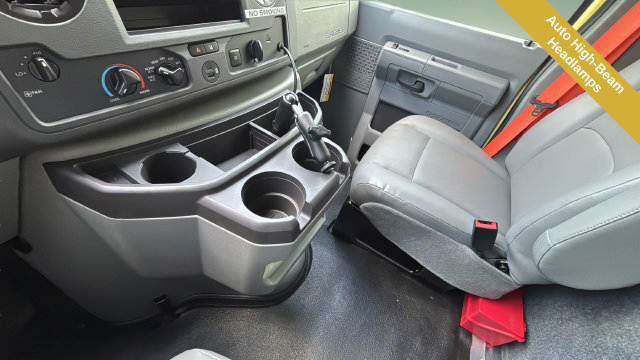 Used 2022 Ford E-450 and Econoline 450 Super Duty RWD image 18