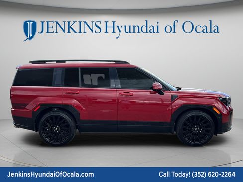 Used 2024 Hyundai Santa Fe Calligraphy FWD image 2