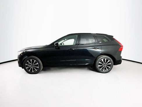 Used 2025 Volvo XC60 B5 Plus image 4