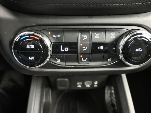 Certified 2023 Chevrolet TrailBlazer LT w/ Convenience Package AWD/4WD image 18